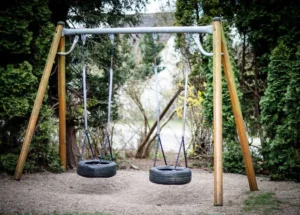 How to make tyre swing?