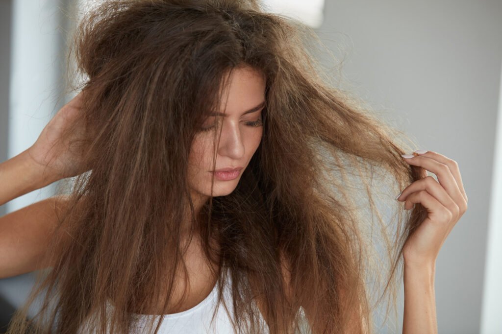 Solutions for Managing Frizz in Humid Weather 